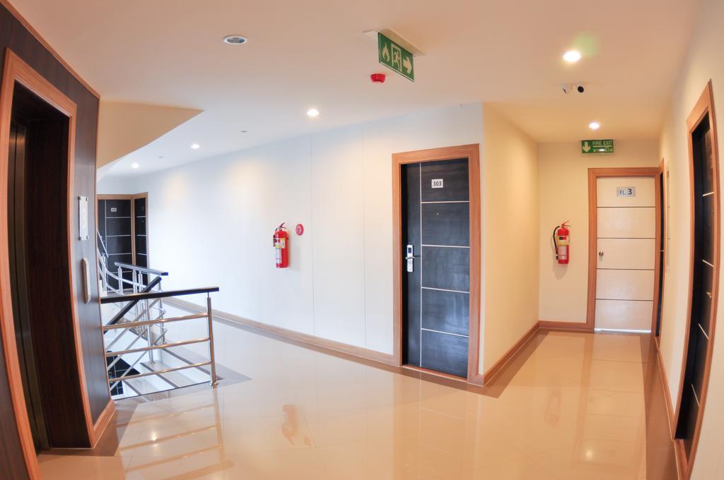 The Y Residence Чиангмай Екстериор снимка